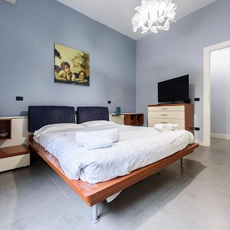 Appartamento Via Mario Ruta 31 Napoli Esterno foto
